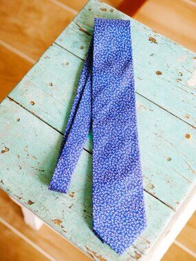 Gianni Versace Blue Tie Silver Micro Versace Letters 100% Silk Italy Necktie